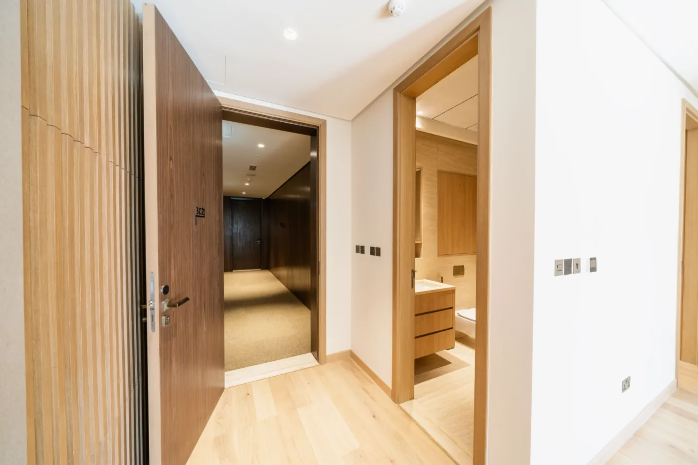 one-reem-apt-1-room-18
