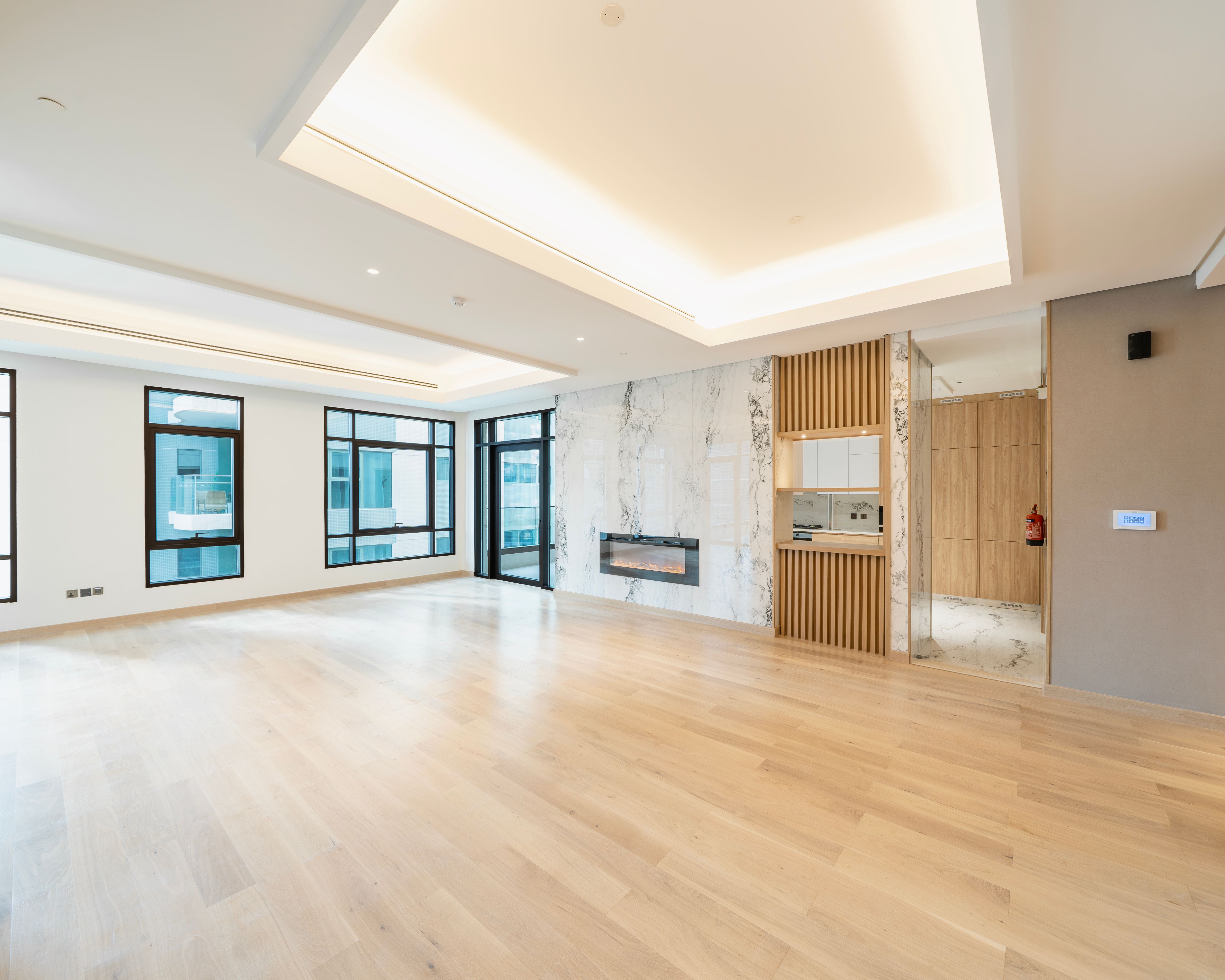 one-reem-apt-1-room-05
