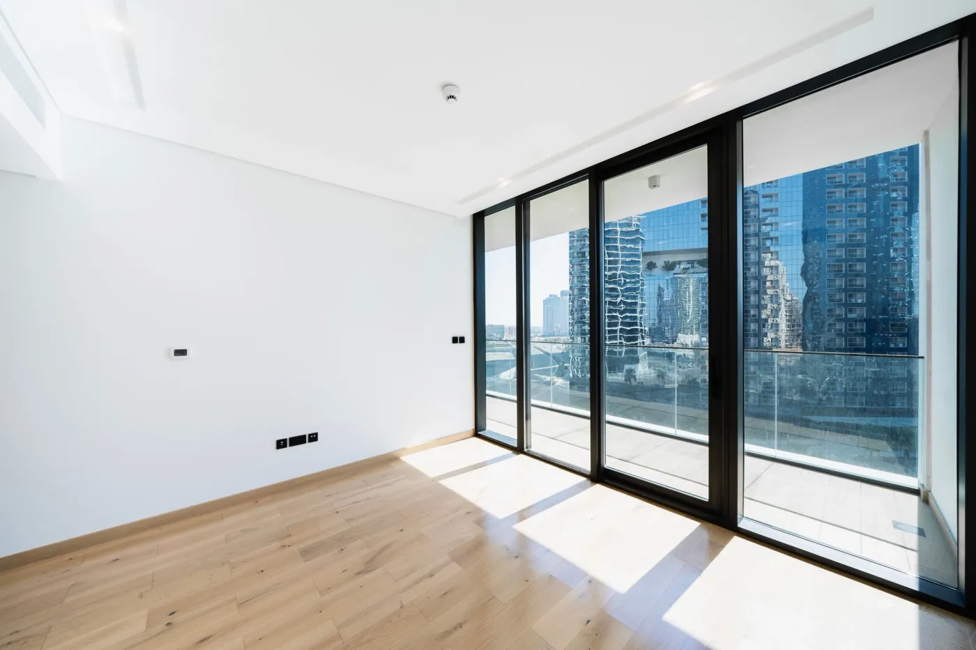 reem-nine-apt-1-room-10