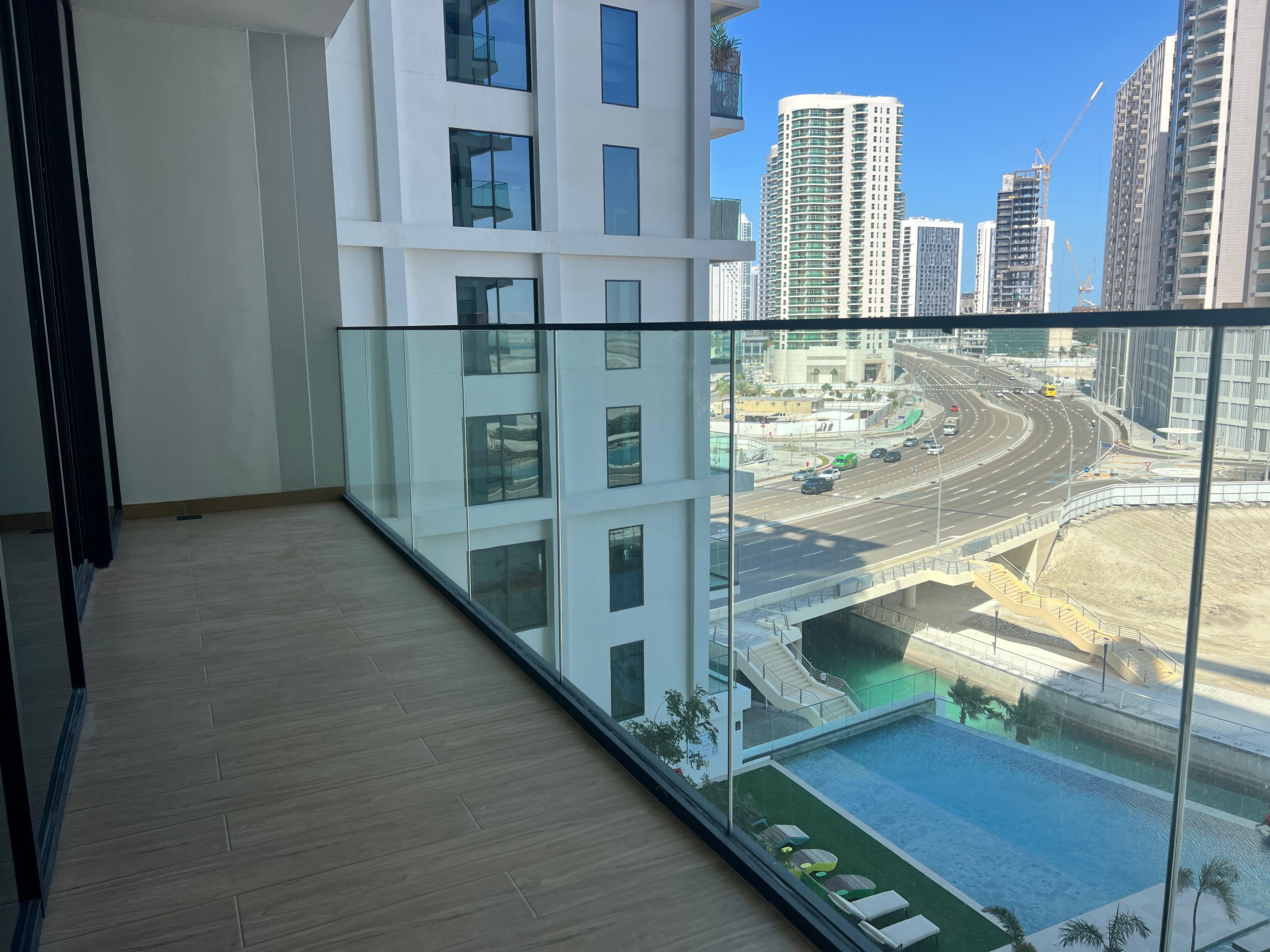 reem-nine-apt-2-room-03